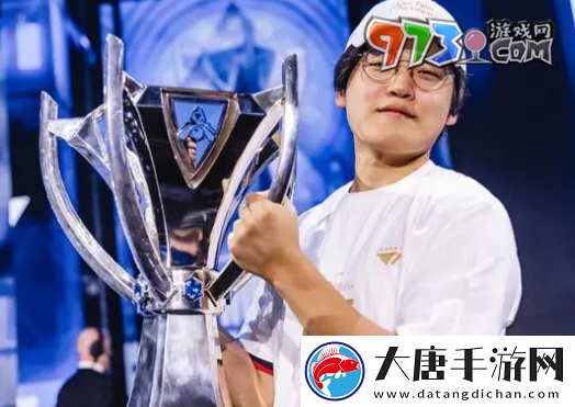 英雄聯(lián)盟s14全球總決賽冠軍皮膚有什么