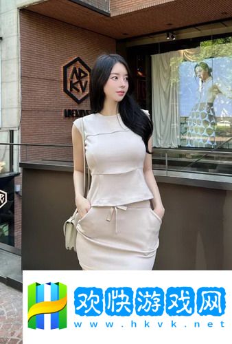真實雙人插畫的引發(fā)熱潮-藝術(shù)家：體驗跨越屏幕的互動感-創(chuàng)新形式打破平庸！