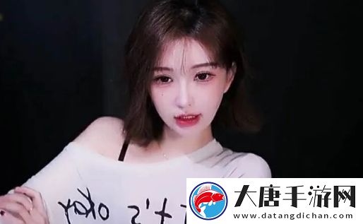 美女主播回家遭遇事故-不僅沒獲得醫(yī)藥費-手臂骨折直播還要纏帶子